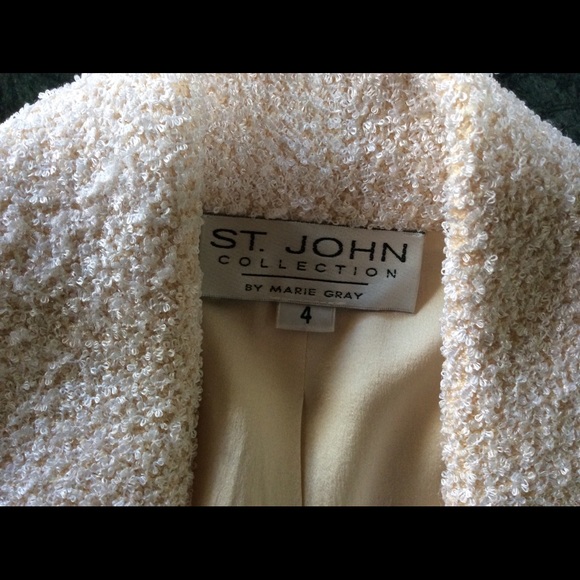 Limited Edition St.John Outfit - Picture 7 of 7